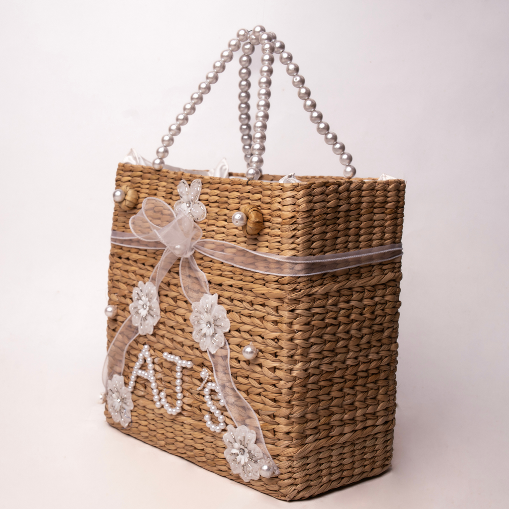 THE BLOSSOM BOW BASKET